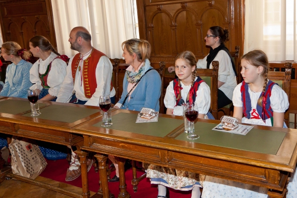 PERNŠTÝNSKÁ NOC - Přijetí na radnici