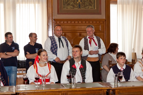 PERNŠTÝNSKÁ NOC - Přijetí na radnici PERNŠTÝNSKÁ NOC - Přijetí na radnici