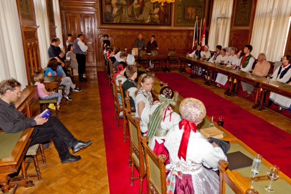 PERNŠTÝNSKÁ NOC - Přijetí na radnici PERNŠTÝNSKÁ NOC - Přijetí na radnici