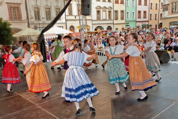 PERNŠTÝNSKÁ NOC - Vystoupení náměstí