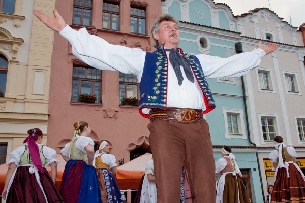PERNŠTÝNSKÁ NOC - Vystoupení náměstí