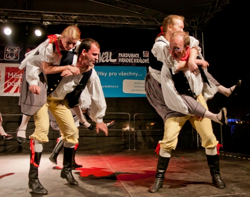 PERNŠTÝNSKÁ NOC - Vystoupení náměstí