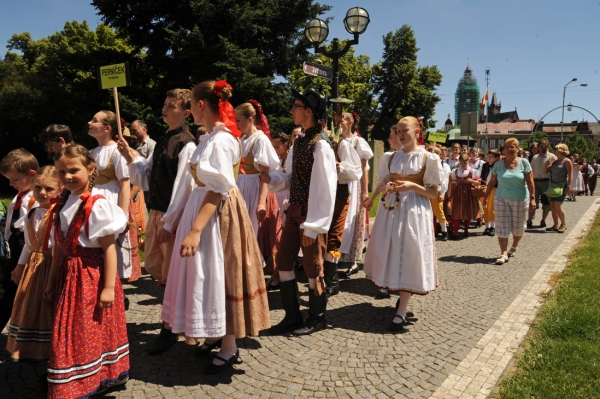 NA HRADECKÉM RYNKU