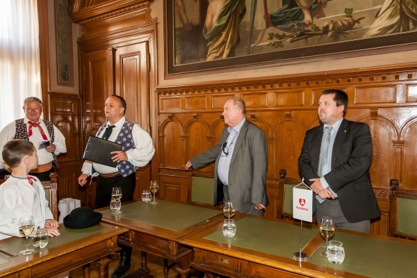 PERNŠTÝNSKÁ NOC - Přijetí na radnici