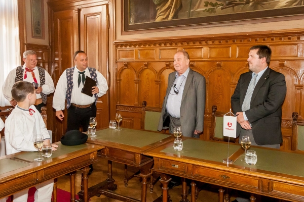 PERNŠTÝNSKÁ NOC - Přijetí na radnici PERNŠTÝNSKÁ NOC - Přijetí na radnici
