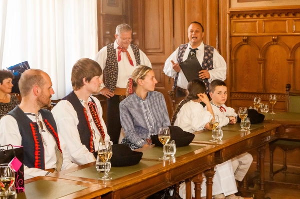 PERNŠTÝNSKÁ NOC - Přijetí na radnici PERNŠTÝNSKÁ NOC - Přijetí na radnici