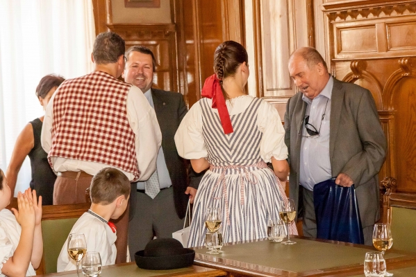 PERNŠTÝNSKÁ NOC - Přijetí na radnici PERNŠTÝNSKÁ NOC - Přijetí na radnici
