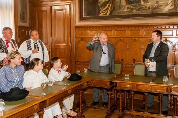 PERNŠTÝNSKÁ NOC - Přijetí na radnici PERNŠTÝNSKÁ NOC - Přijetí na radnici