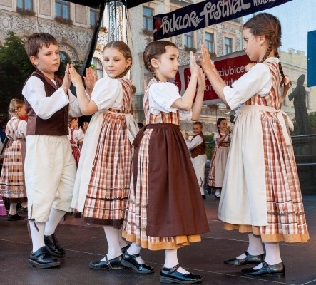 PERNŠTÝNSKÁ NOC - Vystoupení náměstí