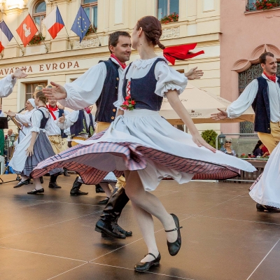PERNŠTÝNSKÁ NOC - Vystoupení náměstí PERNŠTÝNSKÁ NOC - Vystoupení náměstí