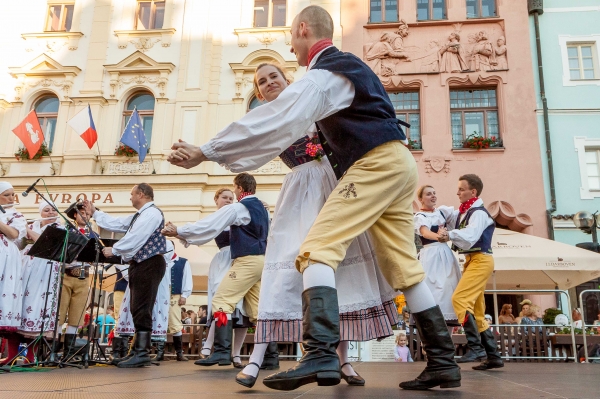 PERNŠTÝNSKÁ NOC - Vystoupení náměstí