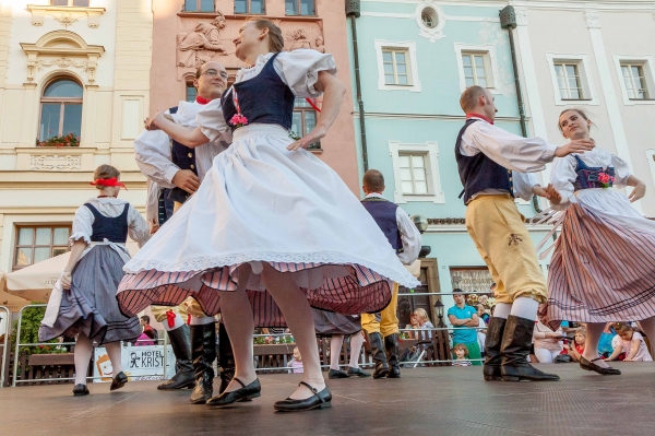 PERNŠTÝNSKÁ NOC - Vystoupení náměstí