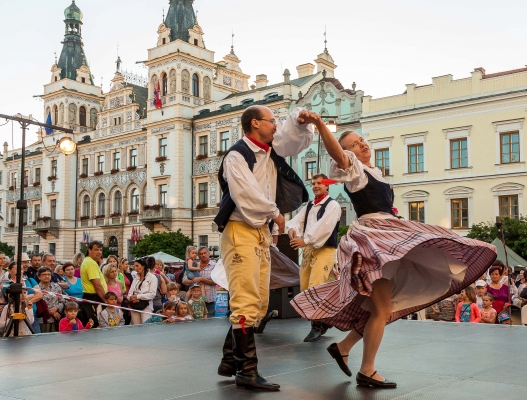 PERNŠTÝNSKÁ NOC - Vystoupení náměstí