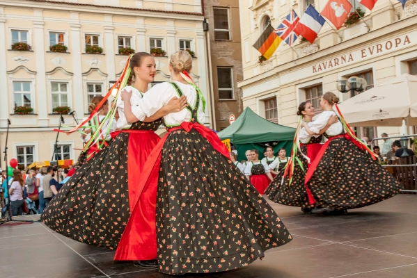 PERNŠTÝNSKÁ NOC - Vystoupení náměstí