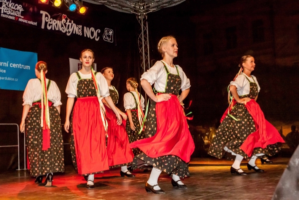 PERNŠTÝNSKÁ NOC - Vystoupení náměstí