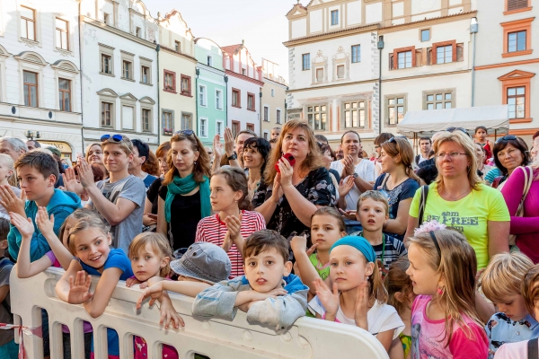 PERNŠTÝNSKÁ NOC - Zahájení