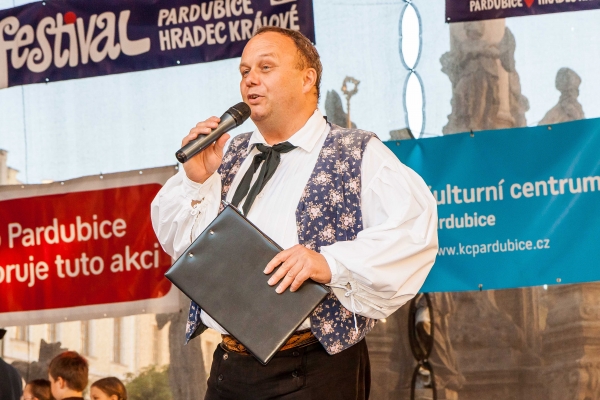 PERNŠTÝNSKÁ NOC - Zahájení PERNŠTÝNSKÁ NOC - Zahájení
