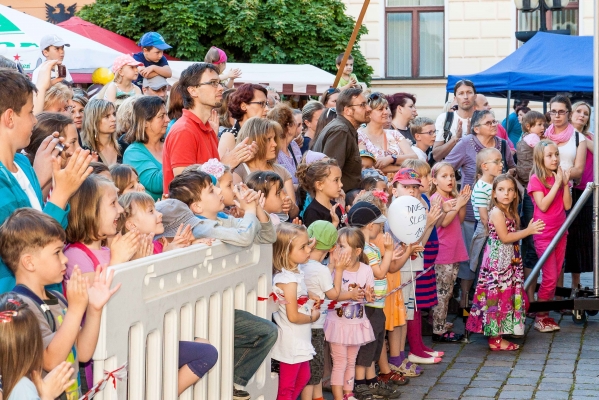 PERNŠTÝNSKÁ NOC - Zahájení PERNŠTÝNSKÁ NOC - Zahájení