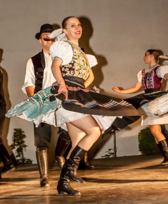 PERNŠTÝNSKÁ NOC - ZÁMEK VNITŘNÍ NÁDVOŘÍ