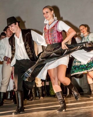 PERNŠTÝNSKÁ NOC - ZÁMEK VNITŘNÍ NÁDVOŘÍ