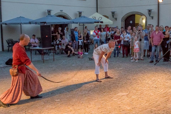 PERNŠTÝNSKÁ NOC PERNŠTÝNSKÁ NOC
