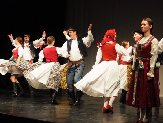 KLICPEROVO DIVADLO KLICPEROVO DIVADLO