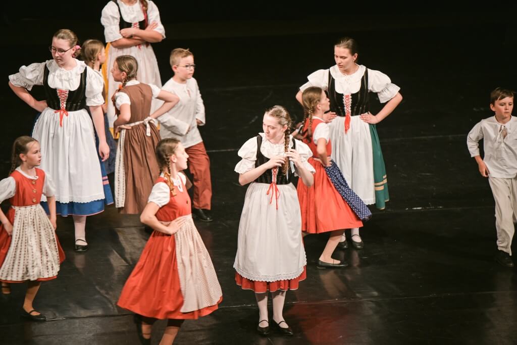 KLICPEROVO DIVADLO KLICPEROVO DIVADLO