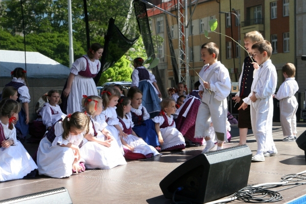 NA HRADECKÉM RYNKU NA HRADECKÉM RYNKU