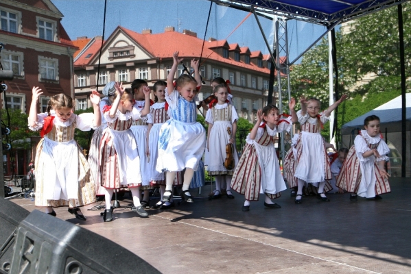 NA HRADECKÉM RYNKU