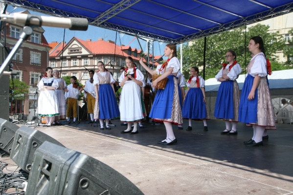 NA HRADECKÉM RYNKU NA HRADECKÉM RYNKU