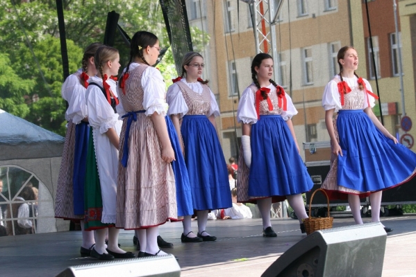 NA HRADECKÉM RYNKU