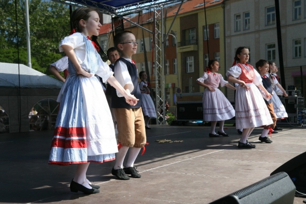 NA HRADECKÉM RYNKU NA HRADECKÉM RYNKU