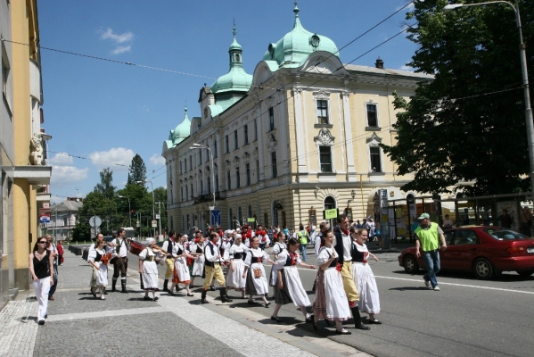 NA HRADECKÉM RYNKU