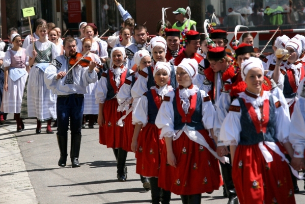 NA HRADECKÉM RYNKU