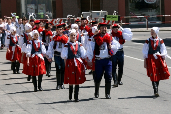 NA HRADECKÉM RYNKU