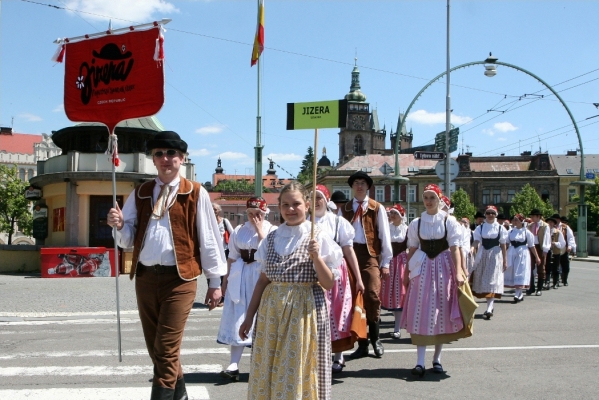 NA HRADECKÉM RYNKU NA HRADECKÉM RYNKU