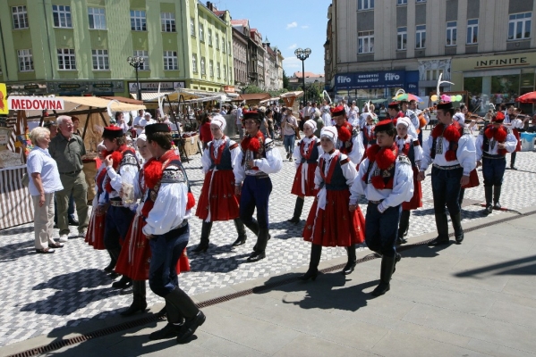 NA HRADECKÉM RYNKU