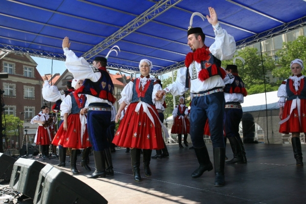NA HRADECKÉM RYNKU NA HRADECKÉM RYNKU
