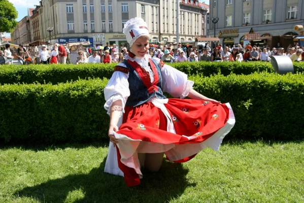 NA HRADECKÉM RYNKU NA HRADECKÉM RYNKU