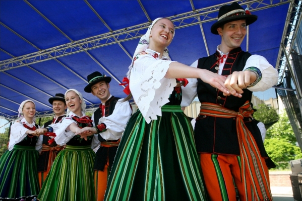 NA HRADECKÉM RYNKU NA HRADECKÉM RYNKU