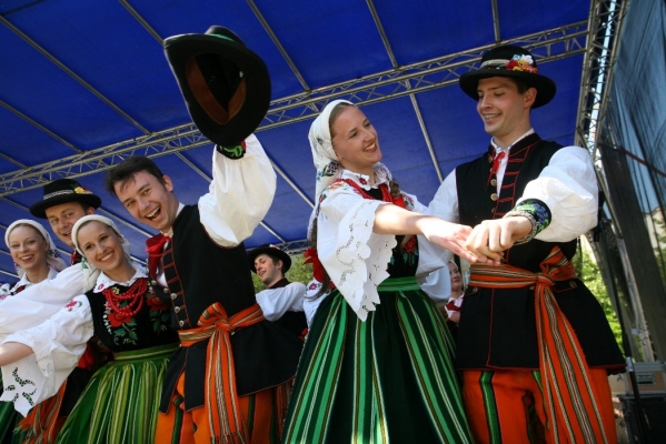 NA HRADECKÉM RYNKU NA HRADECKÉM RYNKU