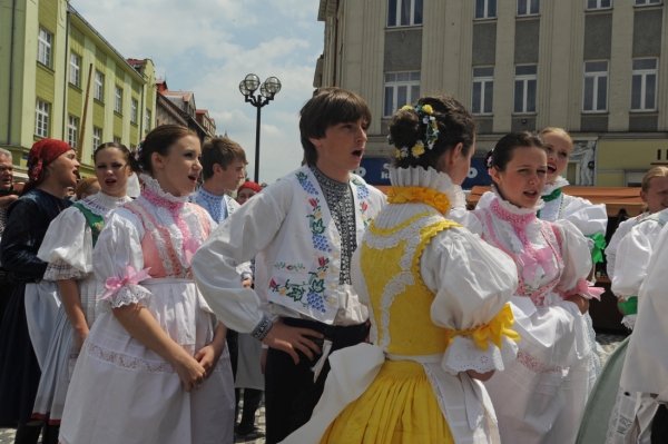 NA HRADECKÉM RYNKU