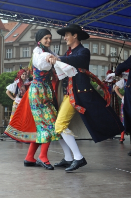 NA HRADECKÉM RYNKU NA HRADECKÉM RYNKU