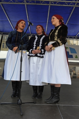 NA HRADECKÉM RYNKU NA HRADECKÉM RYNKU