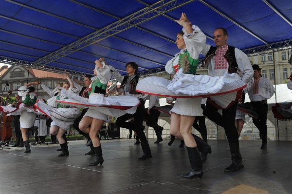 NA HRADECKÉM RYNKU NA HRADECKÉM RYNKU