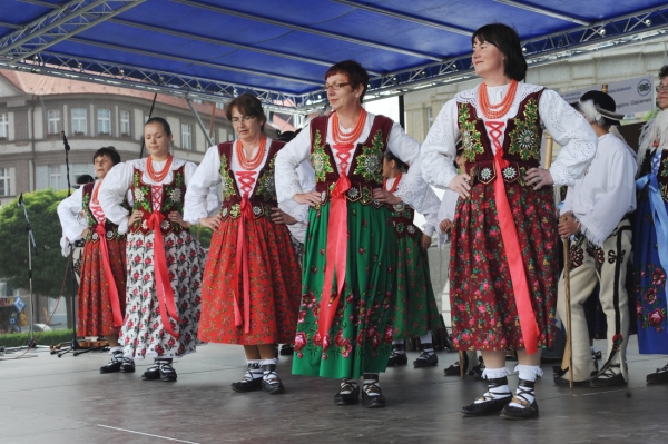 NA HRADECKÉM RYNKU NA HRADECKÉM RYNKU