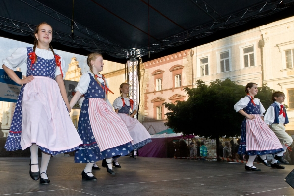 PERNŠTÝNSKÁ NOC - Vystoupení náměstí