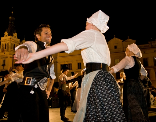 PERNŠTÝNSKÁ NOC - Vystoupení náměstí PERNŠTÝNSKÁ NOC - Vystoupení náměstí