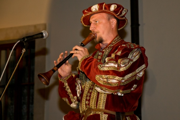 PERNŠTÝNSKÁ NOC - Zámek