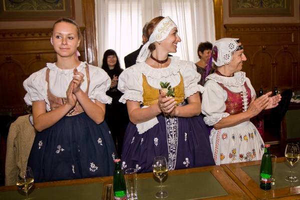 PERNŠTÝNSKÁ NOC - Přijetí na radnici PERNŠTÝNSKÁ NOC - Přijetí na radnici